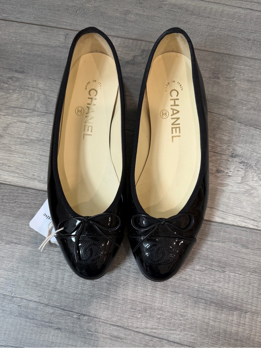 CHANEL Black Patent Leather Bow Cap Toe Ballet Flats